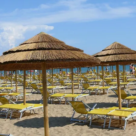 Holiday home Fuer 6 Personen Ca 55 Qm In Bibione, Adriakueste Italien Und Umgebung - B63120 Bibione